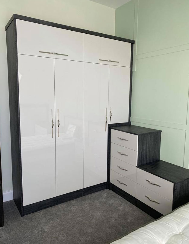 bedroom-fitted-wardrobes