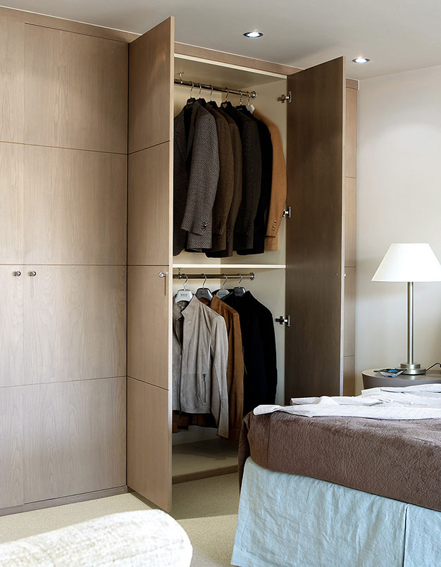 bedroom-fitted-wardrobes